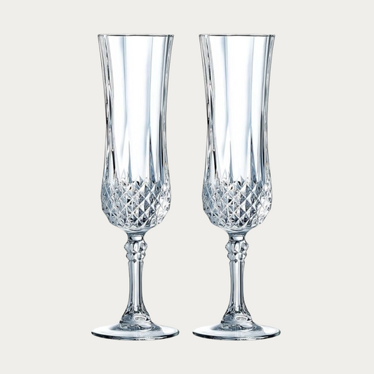 Champagne glasses (1).png